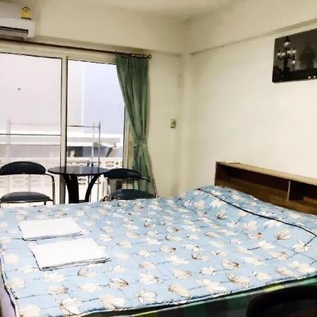 Oyo 1141 Ban Dao Hotel Джомтиен Бийч Екстериор снимка