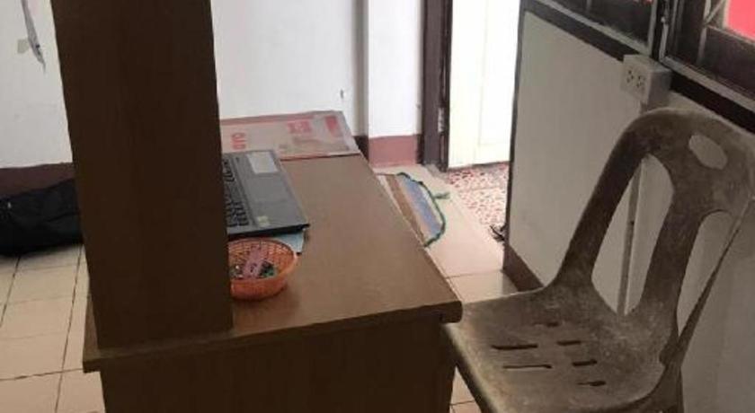 Oyo 1141 Ban Dao Hotel Джомтиен Бийч Екстериор снимка