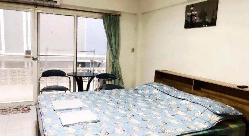 Oyo 1141 Ban Dao Hotel Джомтиен Бийч Екстериор снимка